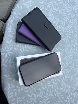 Apple iPhone 11 64 GB svart