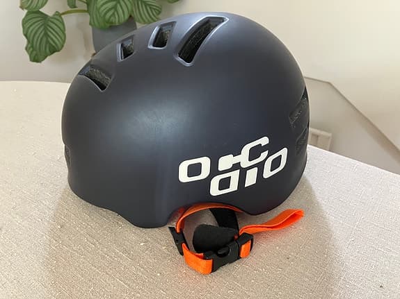 Lätt och välventilerad cykelhjälm från Occano