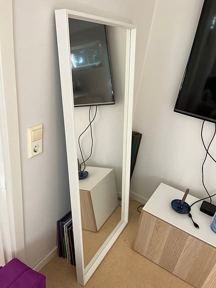IKEA spegel helkropp vit