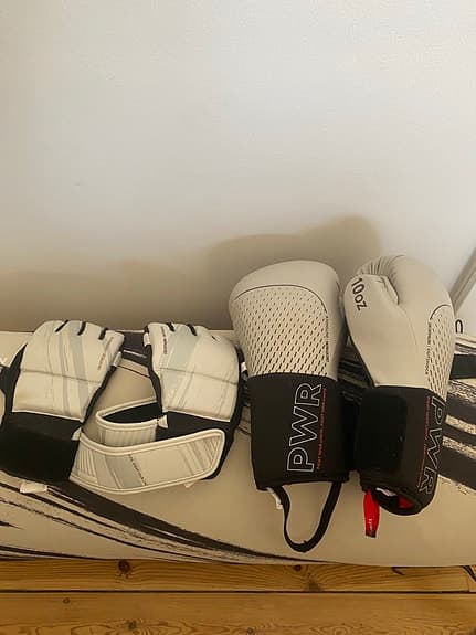 Boxningssäck 15 kg, komplett boxningspaket inkl takfäste