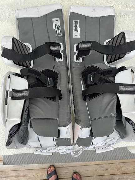 Bauer GSX Goal målvaktsbenskydd JR L - vita