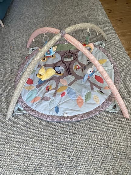 Fint babygym från Skip hop