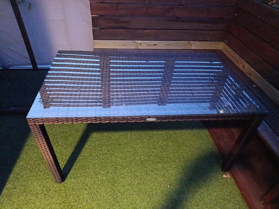 Hillerstorp Atalanta 140x80 trädgårdsbord glas topp brun konstrotting