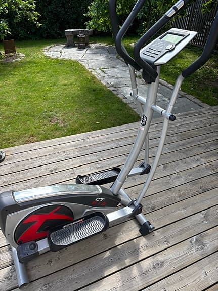 Crosstrainer Extreme Fit CT 619 med display och träningsdator