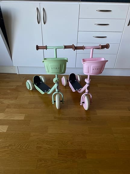 STOY sparkcyklar med korg
