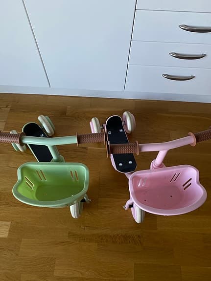 STOY sparkcyklar med korg