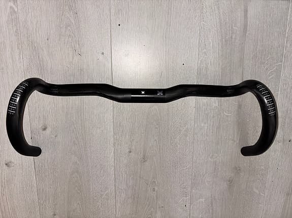 GRAVELSTYRE: I kolfiber från Sixpack Racing