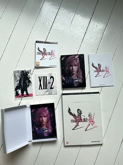 Final Fantasy XIII-2 Limited Collector’s Edition + Guidebok