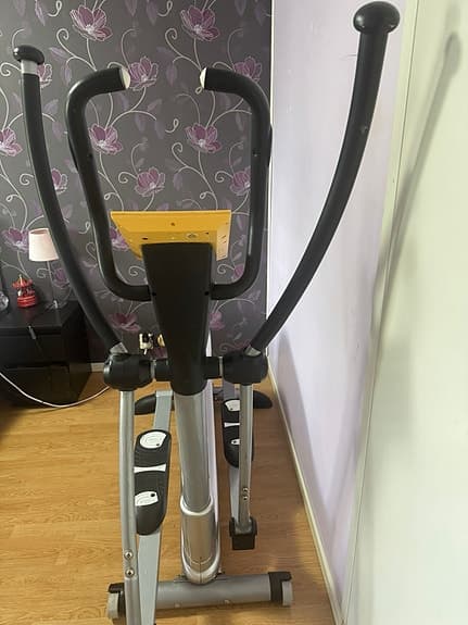 ExtremeFit crosstrainer