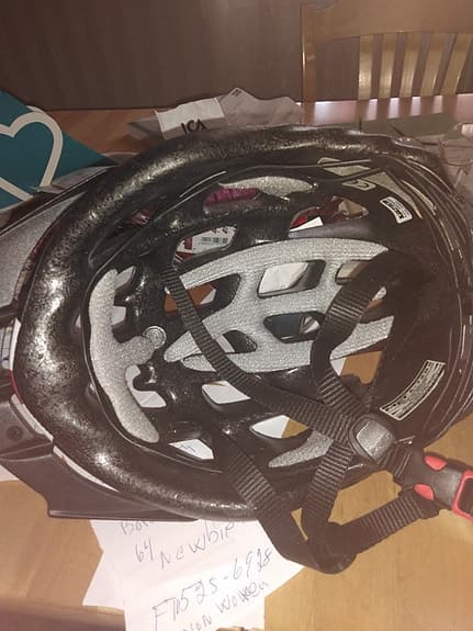 MET A-Tomo cykelhjälm 54–61 cm röd/svart
