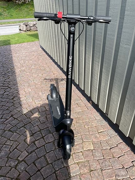 Rawbike elsparkcykel svart