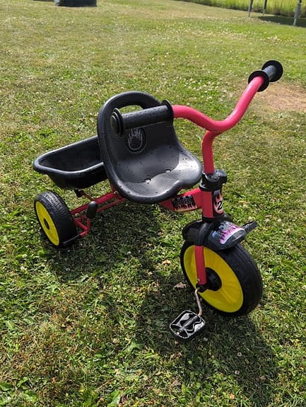 Trehjuling "Racer" – röd/svart med flammor