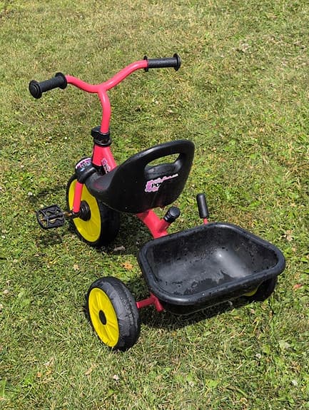 Trehjuling "Racer" – röd/svart med flammor