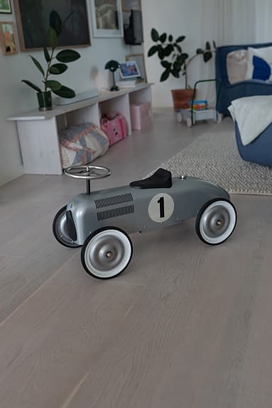 Retro Roller Jean – gåbil/sparkbil i metall (Silver)
