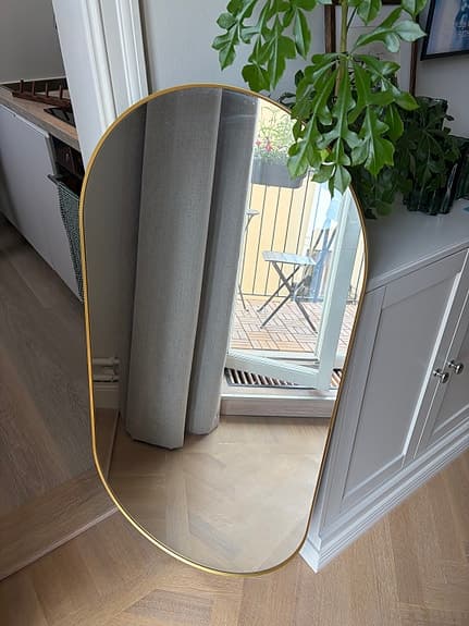 Ikea - Spegel med guldram