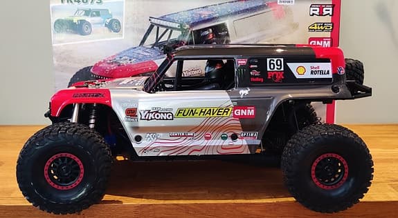 Yikong TB7 Trailbreaker 1:7 RC offroad bil
