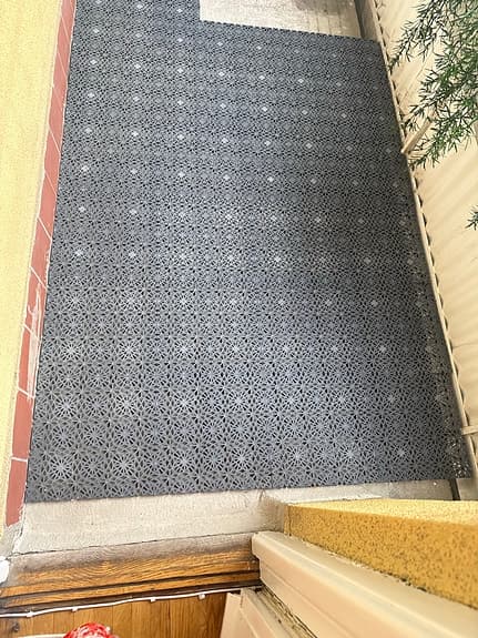 Mönstrad matta grå(balkong)