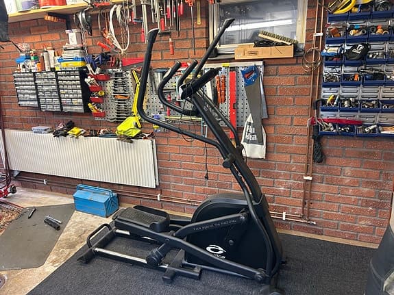 Abilica Premium FC BT crosstrainer svart