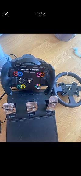 Thrustmaster ratt och pedaler