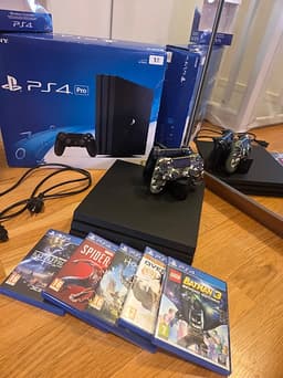 Play Station Pro 1 TB