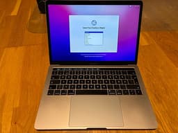 MacBook Pro 13” 2016, i7, 16GB RAM, 500GB SSD
