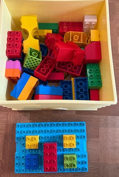 LEGO DUPLO förvaringslåda med klossar - ljusgul