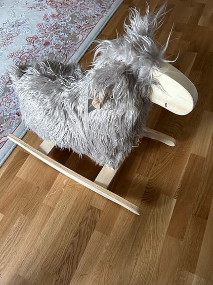 Teddykompaniet gunghäst får grå