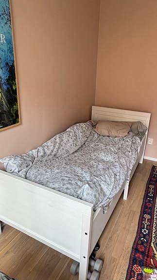 IKEA SUNDVIK utdragbar juniorsäng, vit – nyskick