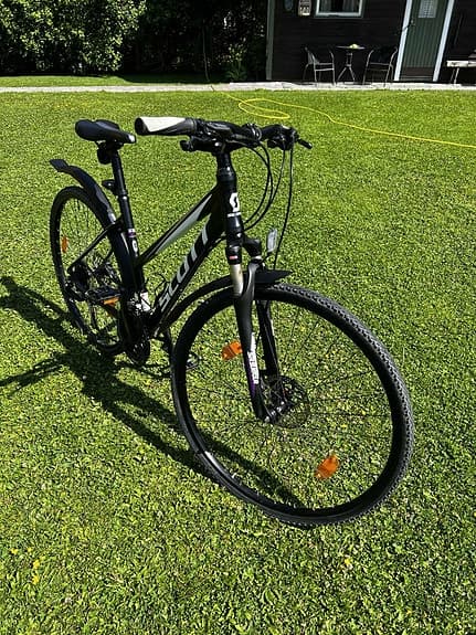 Scott hybridcykel 28" M dam svart