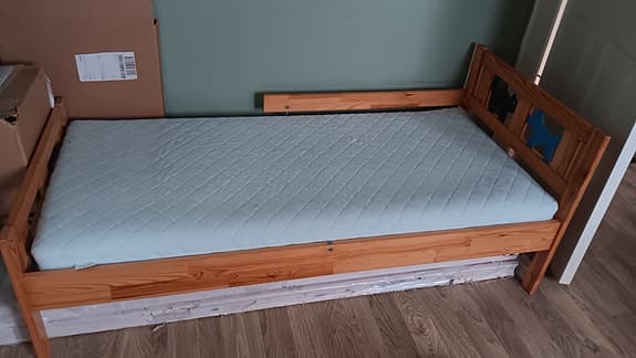 IKEA KRITTER Sängstomme med ribbotten,  70x160 cm