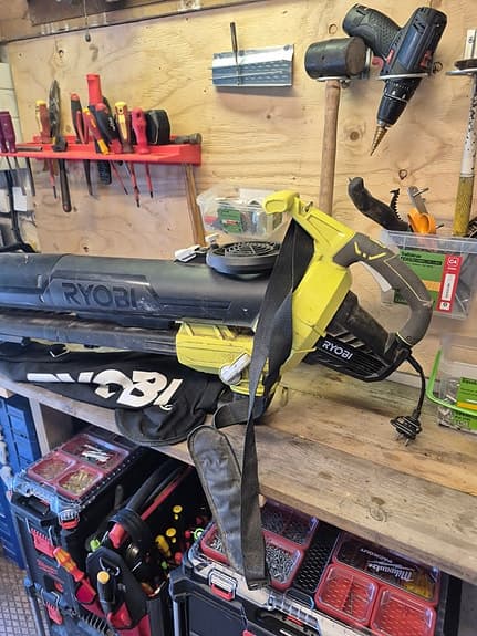 Ryobi lövblås/lövsug 3000W