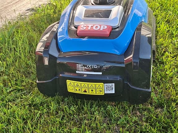 Biltema robotgräsklippare blå RM1000 begagnad