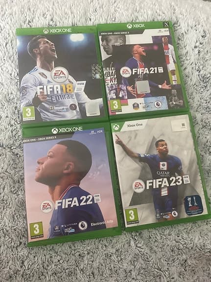 EA Sports FIFA 18, 21, 22, 23 Xbox One spelpaket