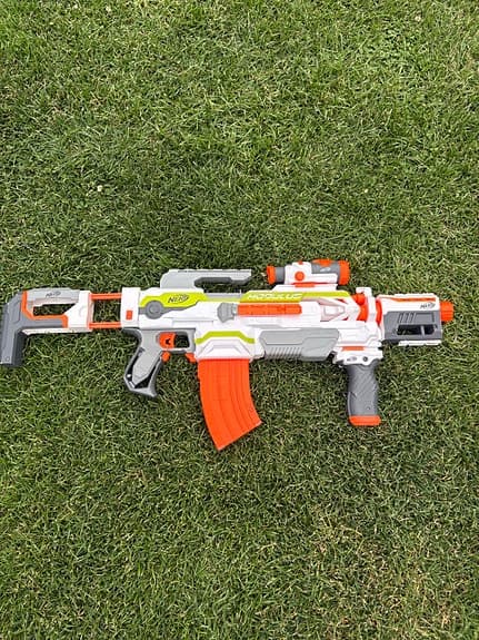 Nerf Modulus elektrisk leksaksgevär vitt/orange