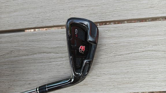 Wilson staff c11 järnset + driver, fw och hybrid. Bag.