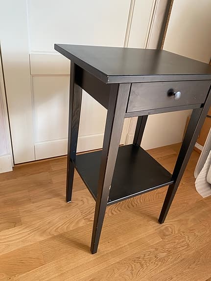 Ikea sängbord Hemnes med låda svart