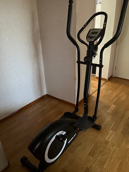 Epsilon crosstrainer svart