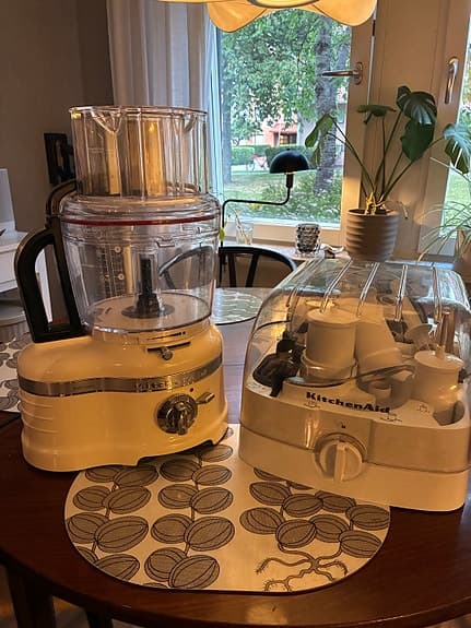 KitchenAid matberedare vit med tillbehör