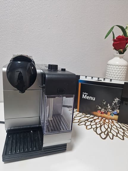Nespresso DeLonghi Kaffemaskin