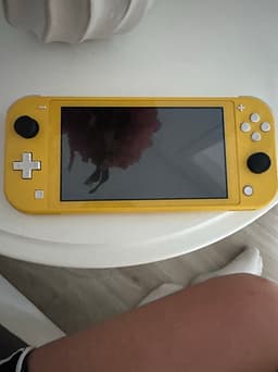 Nintendo Switch Lite spelkonsol gul