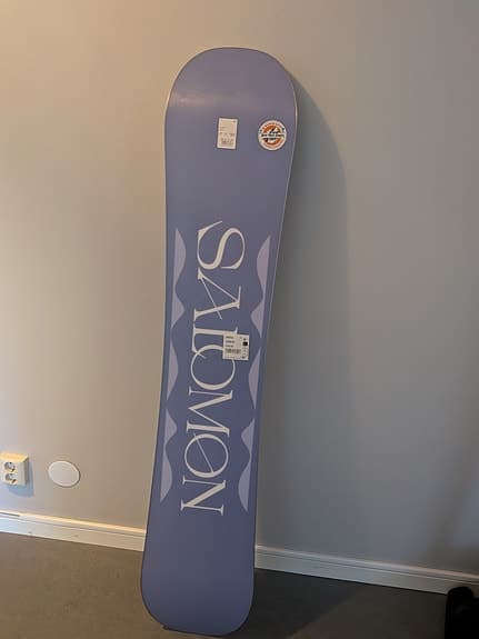 Salomon Lotus snowboard 146 cm lila