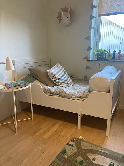 SUNDVIK Utdragbar sängstomme med ribbotten, vit, 80x200 cm