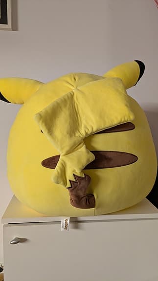 Pokémon Squishmallows Pikachu gosedjur