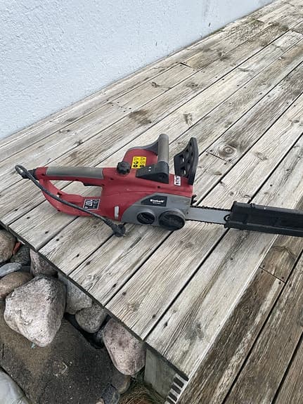 Einhell, elektrisk motorsåg röd