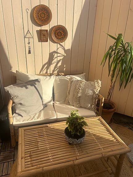 Bambu loungesoffa med bord för uteplats