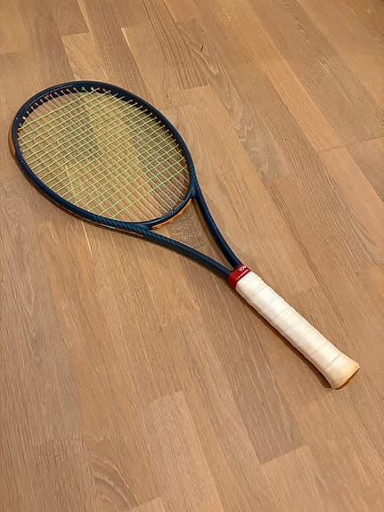 Wilson Blade v9 16*19 - Roland Garros Edition stl. 3