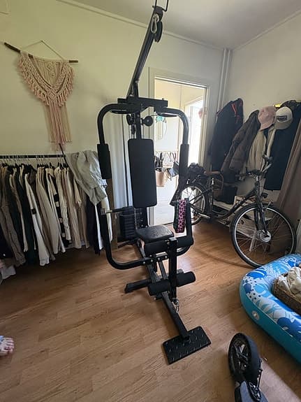 Multigym träningsstation svart