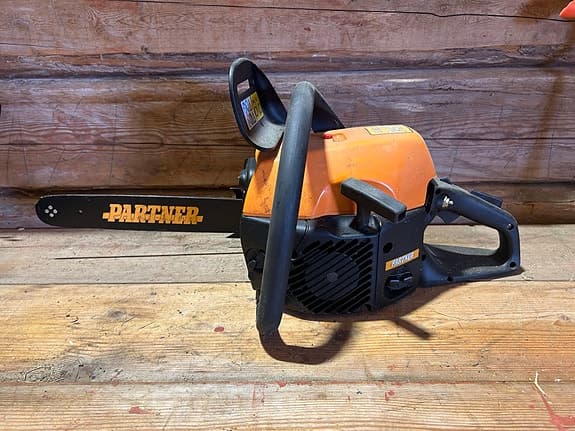Partner P461 motorsåg orange