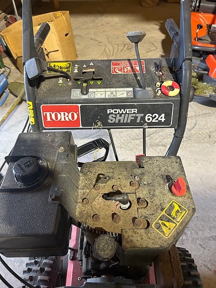 Toro Power Shift 624 snöslunga röd