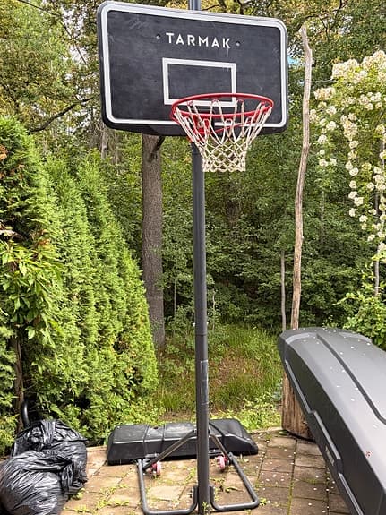 Tarmak basketkorg - höjdjusterbar 2,40 - 3,05m